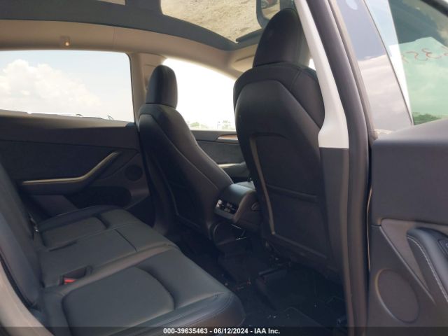 2024 TESLA MODEL Y 7SAYGAEE8RF030910 Photo 7