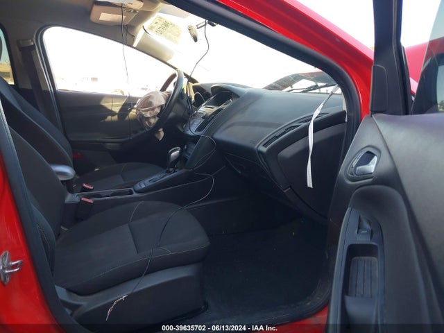Ford FOCUS SE 2015 1FADP3K23FL232621 Image 5