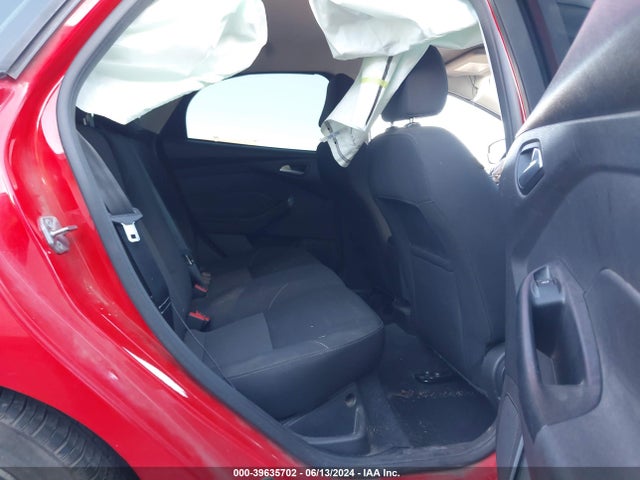 Ford FOCUS SE 2015 1FADP3K23FL232621 Image 8