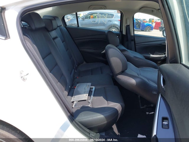 JM1GL1V55H1118860 Mazda Mazda6 Touring