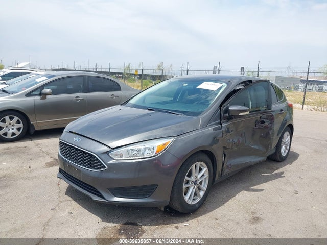 Ford FOCUS SE 2016 1FADP3K22GL329147 Image 2