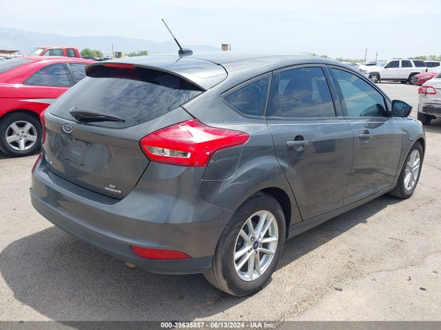 Ford FOCUS SE 2016 1FADP3K22GL329147 Image 4
