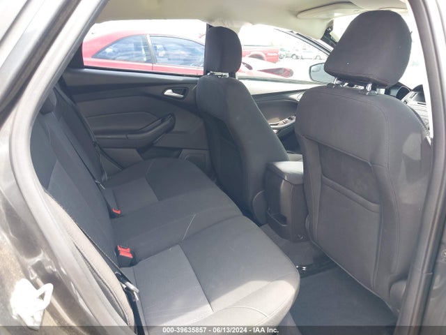 Ford FOCUS SE 2016 1FADP3K22GL329147 Image 8