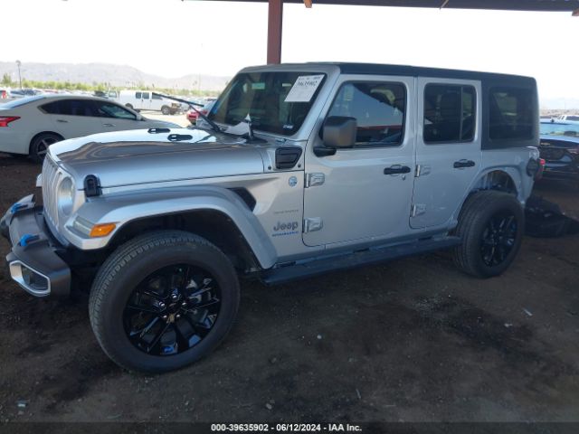 1C4JJXP6XPW556134 Jeep Wrangler 4xe Sahara 4x4