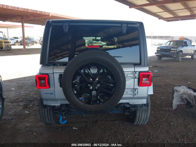 1C4JJXP6XPW556134 Jeep Wrangler 4xe Sahara 4x4
