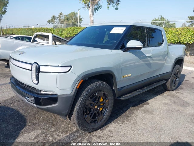 Rivian R1t Adventure Quad Motor Large Pack 2024 7FCTGAAA0RN033807 Image 2