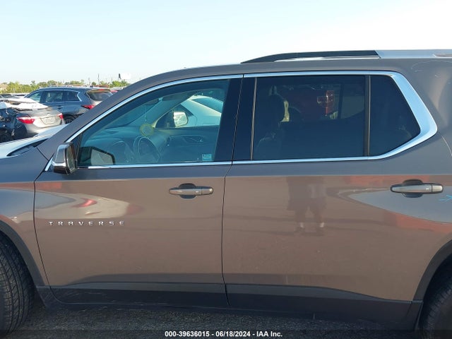 Chevrolet Traverse 1lt 2018 1GNERGKW2JJ232284 Image 14