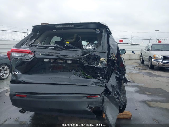 Toyota RAV4 LE 2022 2T3K1RFV8NC189921 Image 16