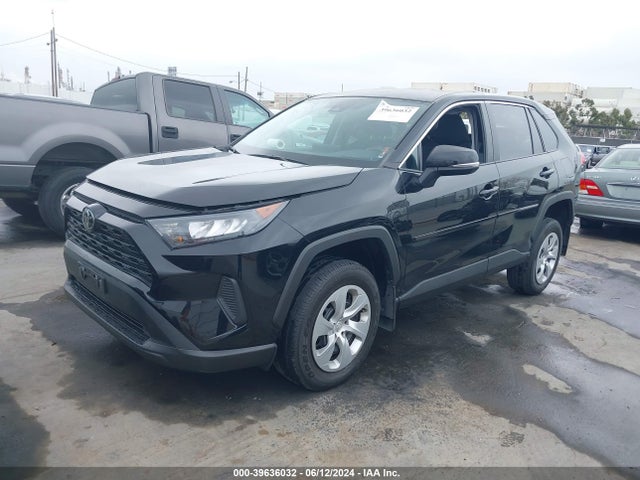Toyota RAV4 LE 2022 2T3K1RFV8NC189921 Image 2