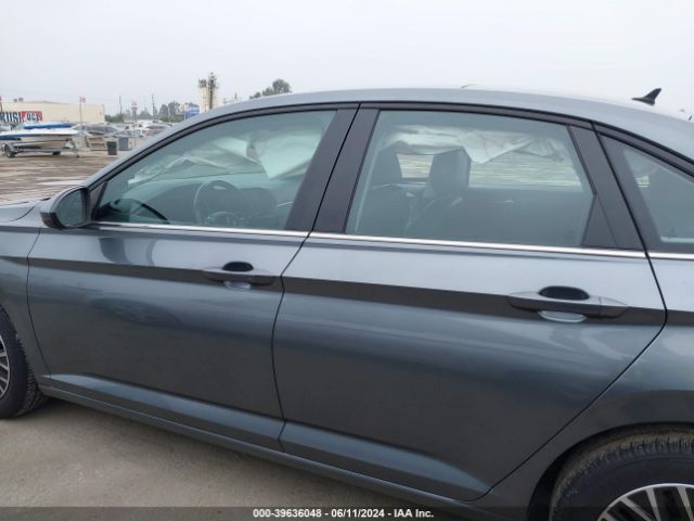 3VWC57BU0KM102192 Volkswagen Jetta 1.4t R-line/1.4t S/1.4t Se
