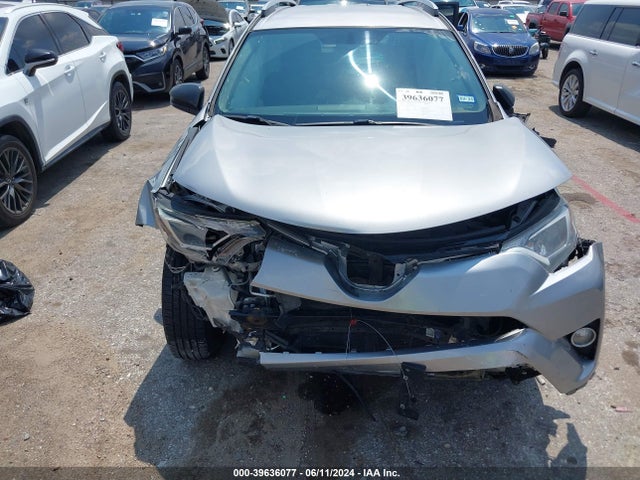 Toyota RAV4 LE 2016 2T3ZFREV0GW241206 Image 12