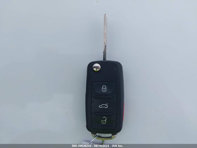 3VW4T7AJ3GM344726 Volkswagen Jetta 2.0t Gli Se