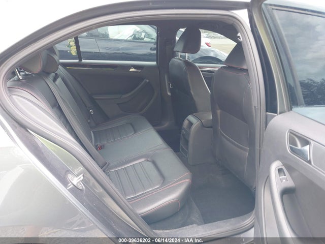 3VW4T7AJ3GM344726 Volkswagen Jetta 2.0t Gli Se