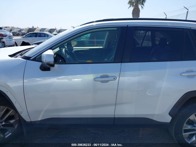 Toyota Rav4 Xle Premium 2023 JTMC1RFV3PD102350 Image 15