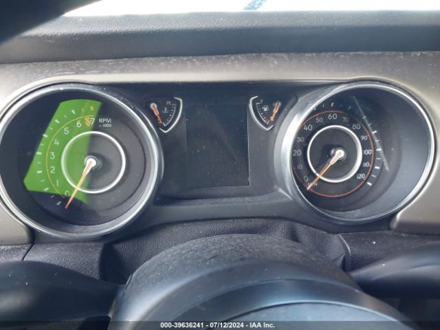 1C4HJXDG6JW303606 Jeep Wrangler Unlimited Sport 4x4