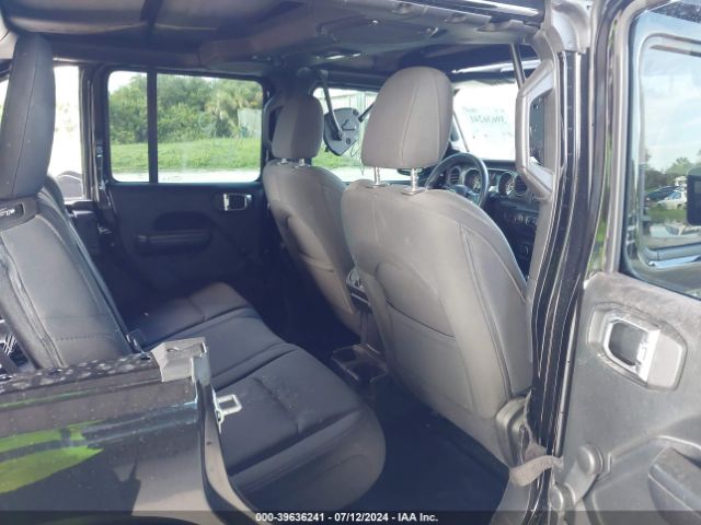 1C4HJXDG6JW303606 Jeep Wrangler Unlimited Sport 4x4