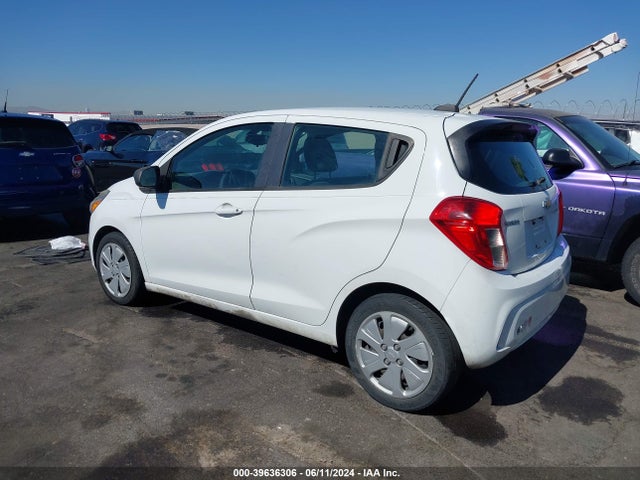 Chevrolet Spark Ls Cvt 2017 KL8CB6SAXHC705892 Image 3