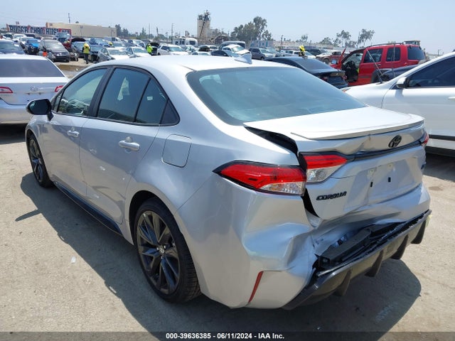 Toyota COROLLA SE 2024 5YFP4MCE3RP180658 Image 3