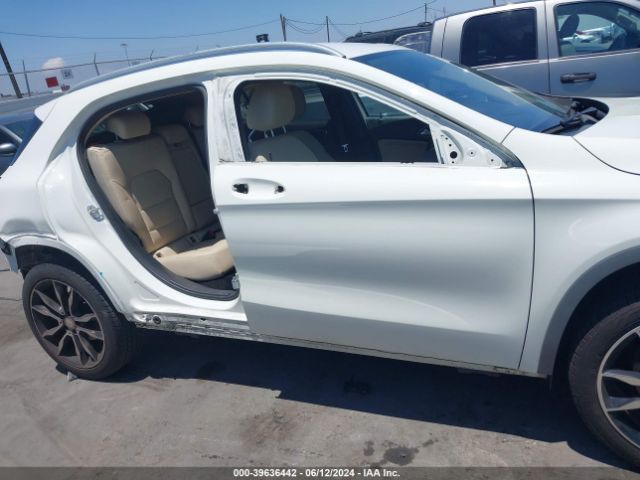 WDCTG4EB7FJ174204 Mercedes-Benz GLA 250