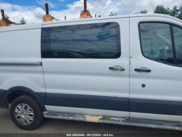 1FTYR1YM6JKB33048 Ford Transit-250