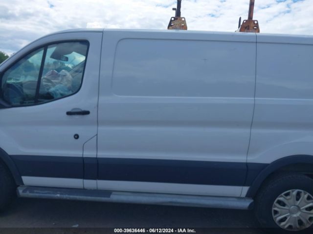 1FTYR1YM6JKB33048 Ford Transit-250