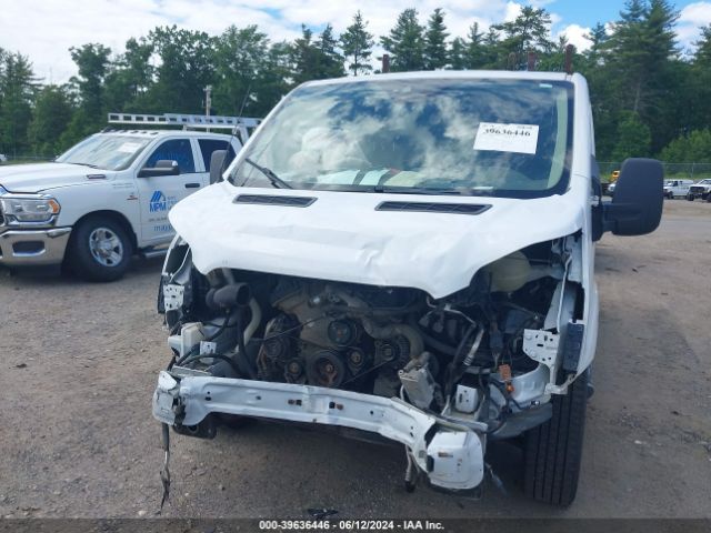 1FTYR1YM6JKB33048 Ford Transit-250