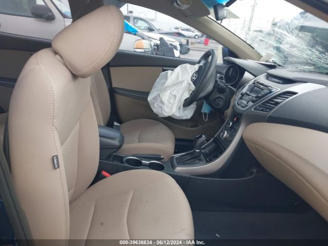 5NPDH4AE1GH712042 Hyundai ELANTRA SE