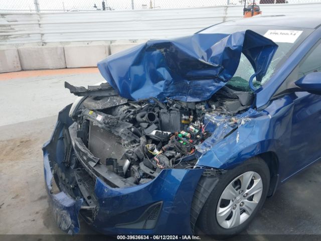 5NPDH4AE1GH712042 Hyundai ELANTRA SE