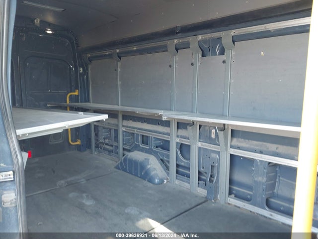 Ford Transit-250 2019 1FTYR3XM6KKB79106 Image 8