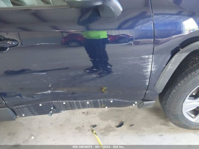 JTMW1RFVXND089087 Toyota Rav4 Xle