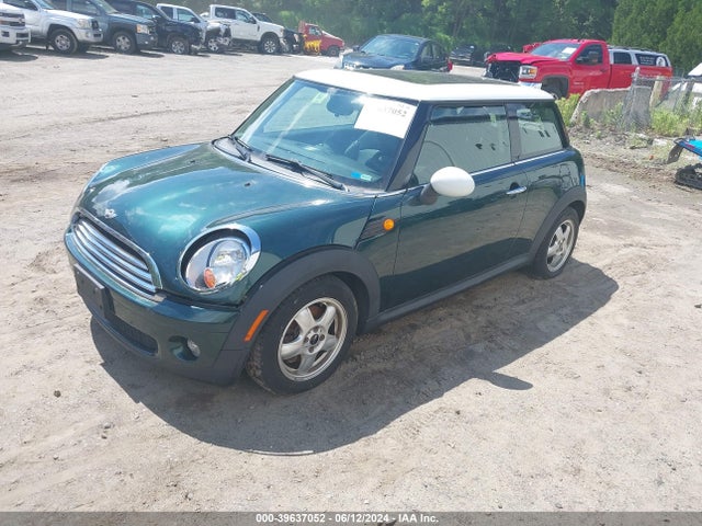 2009 MINI COOPER WMWMF33579TU75243 Photo 1