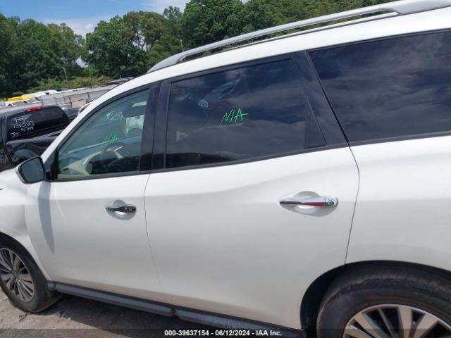 5N1DR2BM7LC640174 Nissan Pathfinder Sv 4wd
