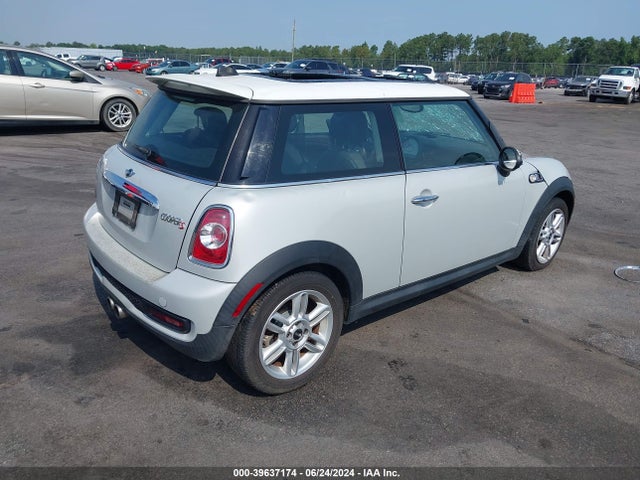 2012 MINI COOPER S WMWSV3C53CTY16476 Photo 3