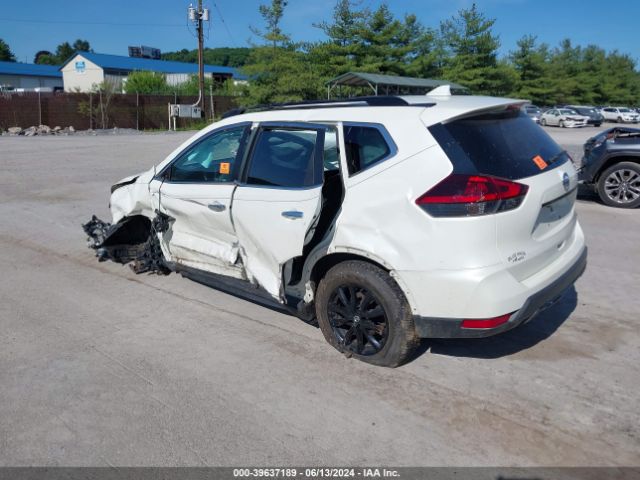 5N1AT2MV2JC760780 Nissan ROGUE SV
