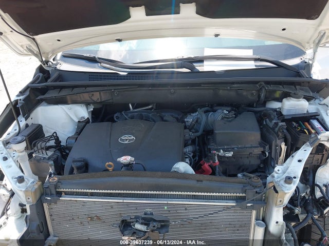 Toyota Highlander Limited Platinum 2019 5TDDZRFH5KS731824 Image 10