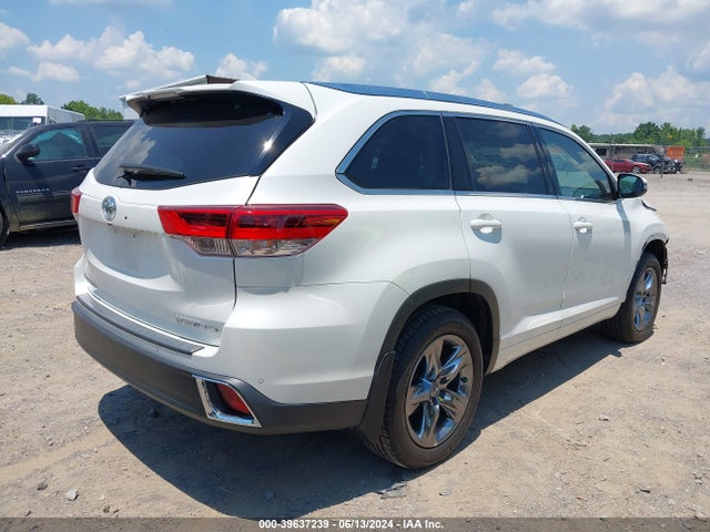 Toyota Highlander Limited Platinum 2019 5TDDZRFH5KS731824 Image 4