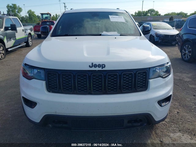 1C4RJFAG1JC503877 Jeep Grand Cherokee Upland 4x4