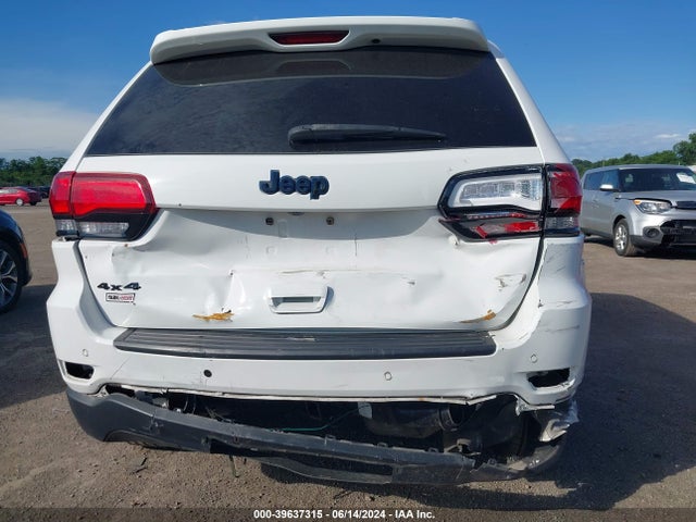 1C4RJFAG1JC503877 Jeep Grand Cherokee Upland 4x4