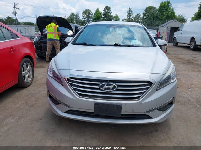 Aukcja sprzedaży 2015 Hyundai Sonata Se, vin: 5NPE24AF8FH183668, numer aukcji: 39637432
