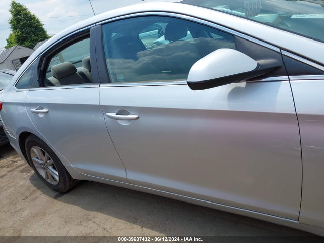 Aukcja sprzedaży 2015 Hyundai Sonata Se, vin: 5NPE24AF8FH183668, numer aukcji: 39637432