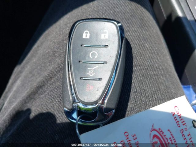 3GNAXUEV4KS656135 Chevrolet EQUINOX LT