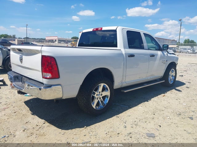 3C6RR6KT9LG127652 RAM 1500 Classic Tradesman  4x2 5'7 Box