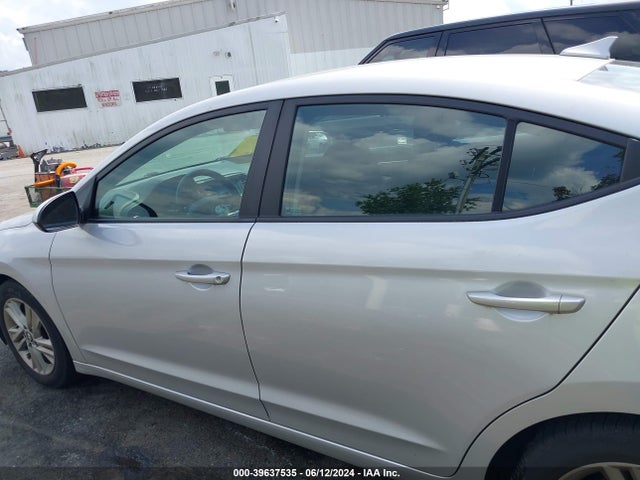 Hyundai ELANTRA SEL 2019 KMHD84LF2KU845375 Image 14