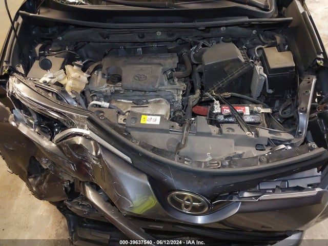 Toyota Rav4 Xle 2018 JTMRFREV5JJ720355 Image 10