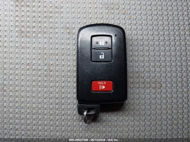 Toyota Rav4 Xle 2018 JTMRFREV5JJ720355 Image 11