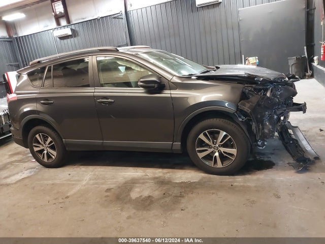 Toyota Rav4 Xle 2018 JTMRFREV5JJ720355 Image 13