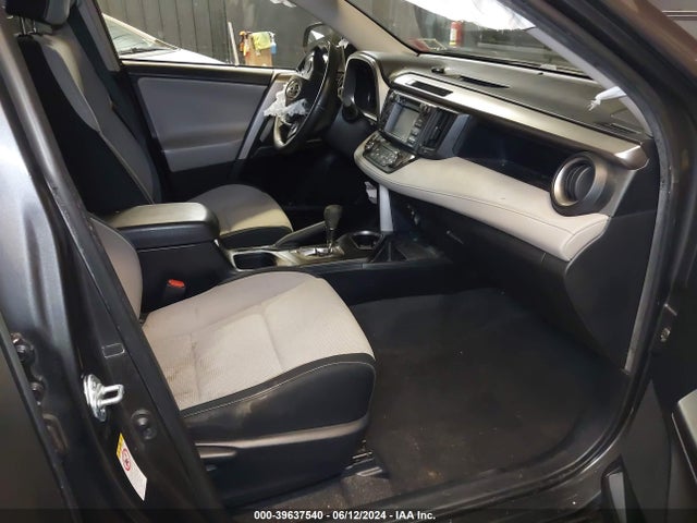 Toyota Rav4 Xle 2018 JTMRFREV5JJ720355 Image 5