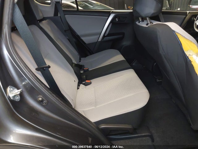 Toyota Rav4 Xle 2018 JTMRFREV5JJ720355 Image 8
