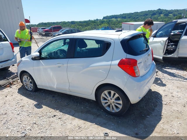 Chevrolet Spark 1lt Cvt 2018 KL8CD6SA5JC456773 Image 3