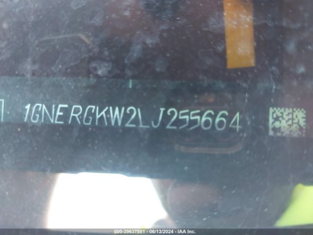 1GNERGKW2LJ255664 Chevrolet Traverse Fwd Lt Cloth